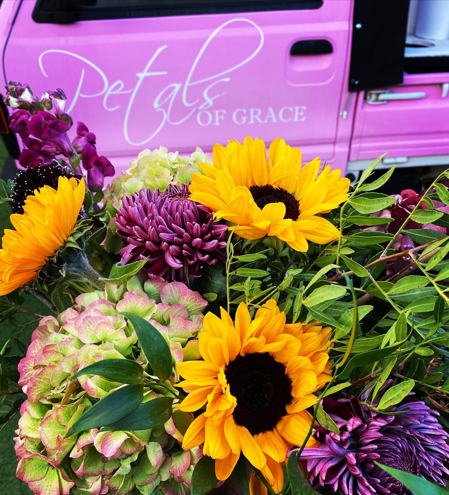 Petals of Grace - Leeds floristry